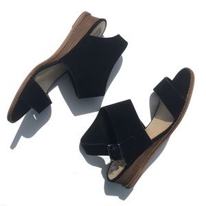 Vince Camuto Black Leather Sandals 8/38.5